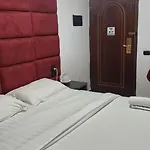 Отель Artist 3*