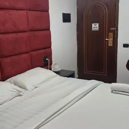 Hotel Artist 3*